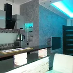 Neon * غدينيا