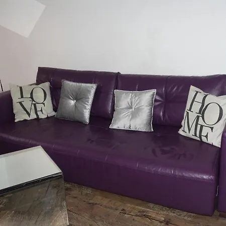 Neon * Γκντίνια