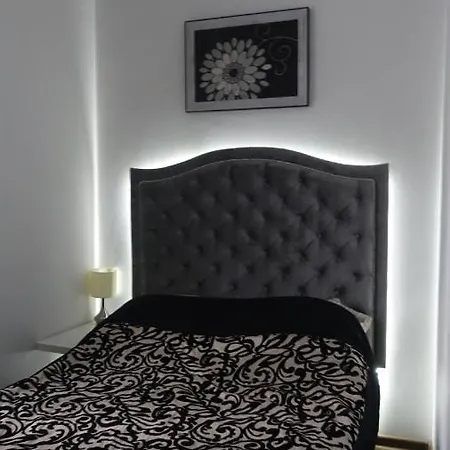 Neon Appartement *