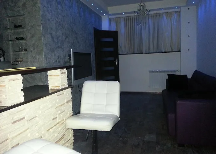 内翁公寓 公寓 格丁尼亚